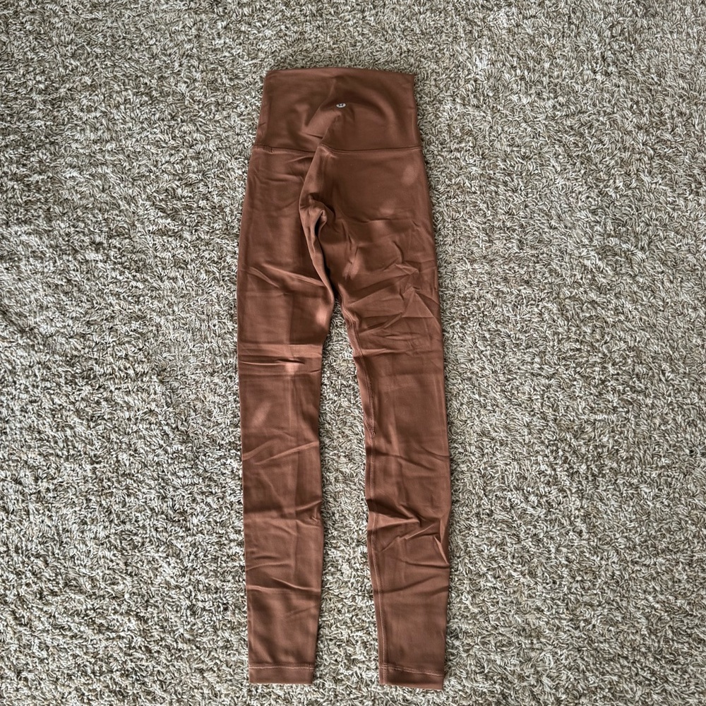 Lululemon High Rise Pant 28”